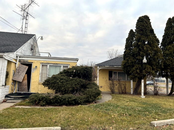 Mel Manor Motel (Welcome Inn) - Dec 11 2022 Photo (newer photo)